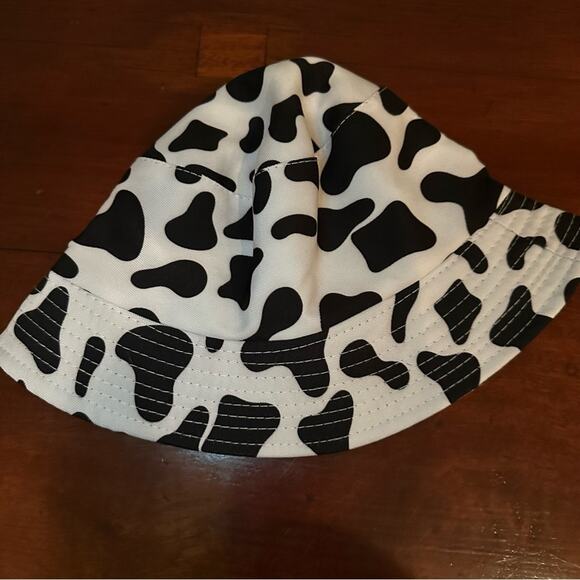 Cow Print Bucket Hat Black White Animal Summer Festival Coastal Cowgirl - Picture 2 of 7